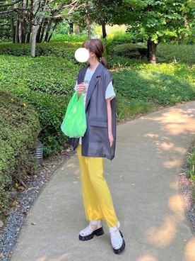 「プリーツスカート」｜「アイテム（ベスト、グレー系）」を使った、minmin08_さん（レディース・158cm）の夏コーディネート