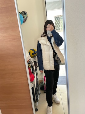 「UNIQLO（ユニクロ）のEZYアンクルパンツ（丈標準66～68cm）（その他パンツ）」を使った、HANANOさん（レディース・160cm）の冬コーディネート