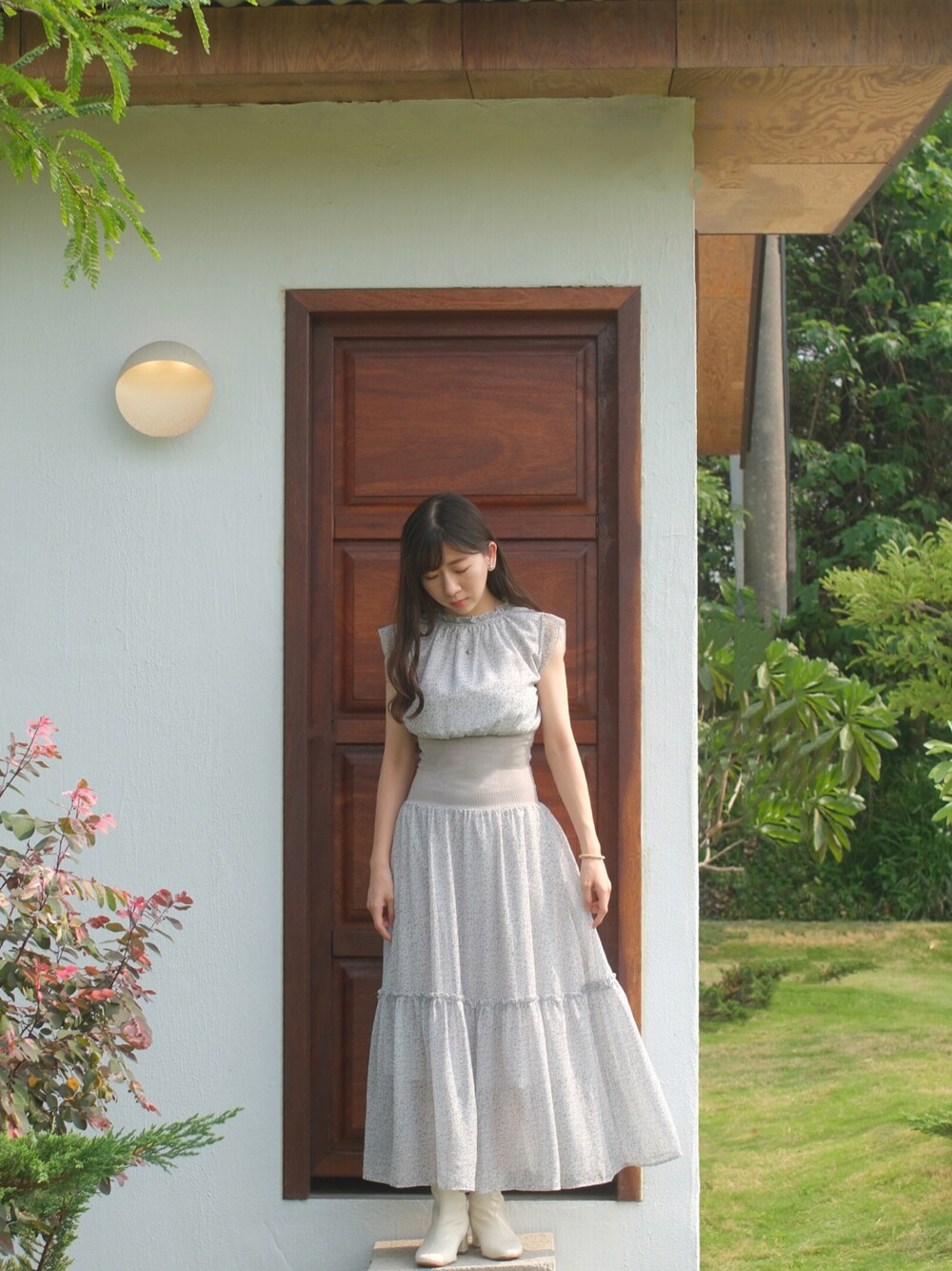 「dazzlinのアイテム（ワンピース、ブルー系）」を使った、Minminmin Chuさん（レディース・156cm）の春コーディネートの1枚目の写真