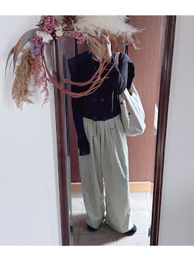 「THE YOn（ザヨン）のイージーパンツ（その他パンツ、グリーン系）」を使った、HYOさん（レディース・166cm）の夏コーディネート