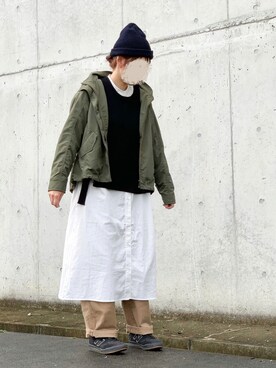 ベージュパンツ のレディース人気ファッションコーディネート Wear