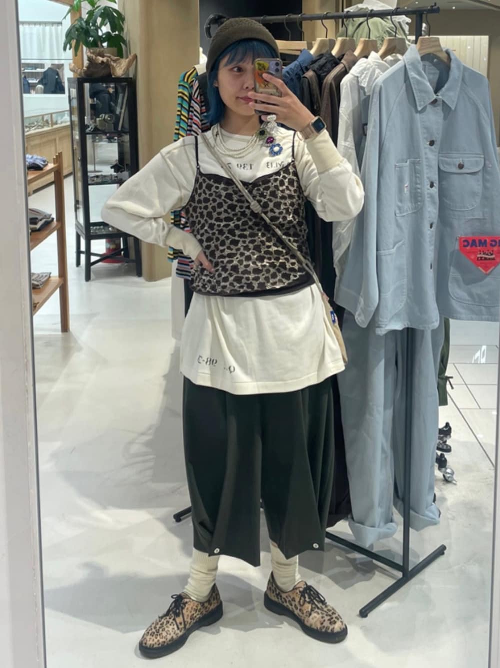 ソックス/靴下を使った「半端丈パンツ」のレディース人気