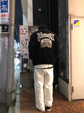 「AVIREX（アヴィレックス）のアイテム（ジャージ）」を使った、RIKUさん（メンズ・177cm）の秋コーディネート