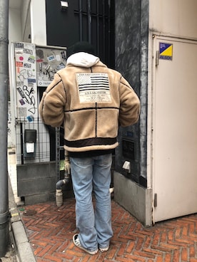 「AVIREX（アヴィレックス）のアイテム（その他アウター）」を使った、RIKUさん（メンズ・177cm）の冬コーディネート