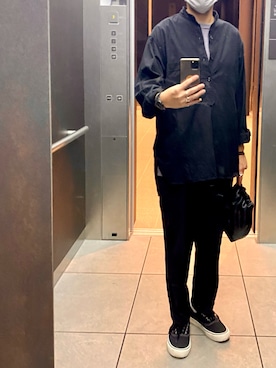 「COMOLI（コモリ）のアイテム（スラックス）」を使った、isohさん（メンズ・174cm）の秋コーディネート