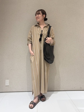 「plage（プラージュ）のBIRKENSTOCK / ビルケンシュトック Madrid Big Buckle Raffia サンダル（サンダル、ブラウン系）」を使った、杏さん（レディース）の夏コーディネート