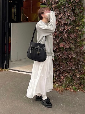 「ISOOK（アイスー）のアイテム（スウェット）」を使った、misatoさん（レディース・152cm）の秋コーディネート