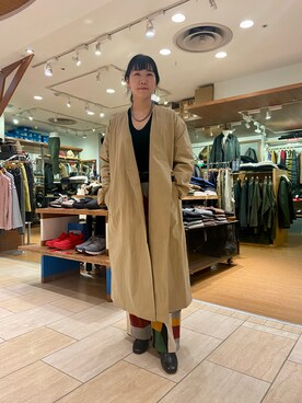 「MANASTASH（マナスタッシュ）のアイテム（ステンカラーコート）」を使った、小林さん（レディース・155cm）の冬コーディネート