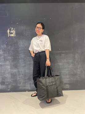 「WILD THINGS（ワイルドシングス）のアイテム（パンツ）」を使った、小林さん（レディース・155cm）の夏コーディネート