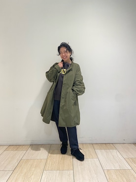 「MANASTASH（マナスタッシュ）のアイテム（その他アウター）」を使った、小林さん（レディース・155cm）の秋コーディネート