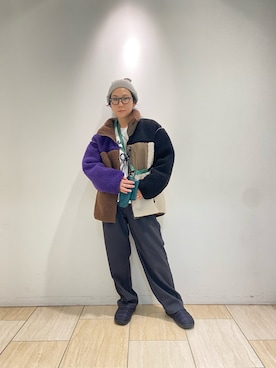 「MANASTASH（マナスタッシュ）のアイテム（PC・スマホグッズ/家電）」を使った、小林さん（レディース・155cm）の秋コーディネート