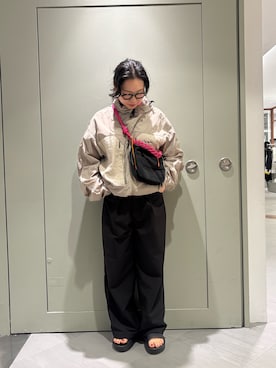 「OOFOS(ウーフォス)のアイテム」を使った、小林さん(レディース・155cm)の春コーディネート