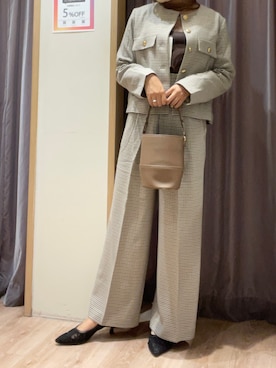 「秋先取りコーデ」｜「アイテム（ノーカラージャケット）」を使った、rioさん（レディース・162cm）の秋コーディネート