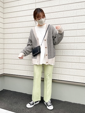 「apres jour mignon（アプレジュールミニョン）のスリット入りBIGロンT【ZOZOTOWN限定アイテム】（Tシャツ/カットソー）」を使った、てらさん（レディース・161cm）の冬コーディネート