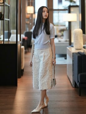 「GRACE CONTINENTAL（グレースコンチネンタル）のアイテム（パンツ、ホワイト系）」を使った、Mizukiさん（レディース・165cm）の春コーディネート