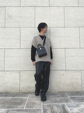 「DANKE SCHON（ダンケシェーン）のアイテム（スラックス）」を使った、Dsuke kobayashiさん（メンズ・177cm）の秋コーディネート