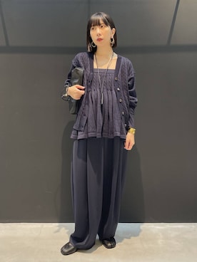 「アイテム（バングル/リストバンド）」を使った、cl___naoさん（レディース・149cm）の秋コーディネート