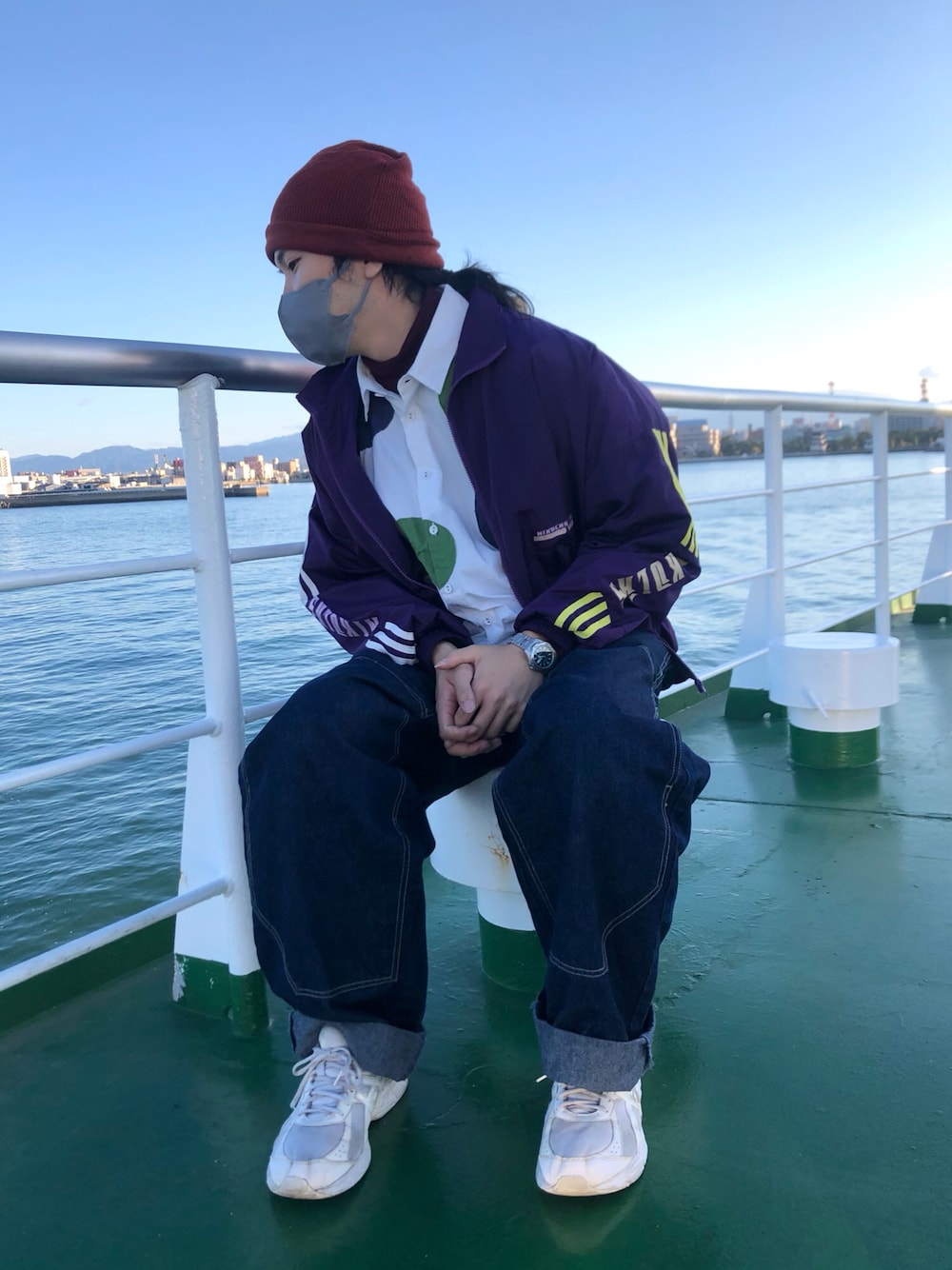 「MR 911 Loca Peopleのアイテム（ジャケット/アウター、パープル系）」を使った、H2さん（メンズ・178cm）の冬コーディネートの1枚目の写真