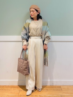 「アイテム（ハンチング/ベレー帽、イエロー系）」を使った、タナさん（レディース・155cm）の秋コーディネート