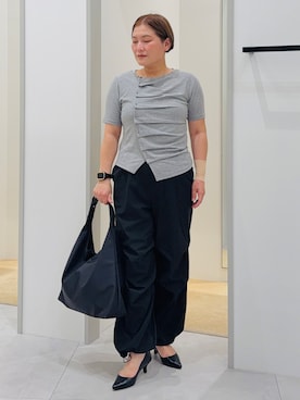 「THE SHOP TK （ザ ショップ ティーケー ）のフロントタックカットソー（Tシャツ/カットソー、グレー系）」を使った、タナさん（レディース・155cm）の夏コーディネート