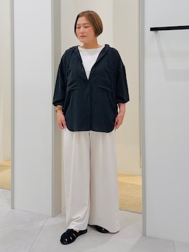 「THE SHOP TK （ザ ショップ ティーケー ）の【夏のUV対策に】ひんやり/UV/防しわ フーディシャツ（シャツ/ブラウス、ブラック系）」を使った、タナさん（レディース・155cm）の夏コーディネート