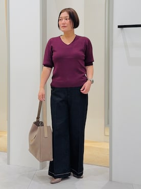 「THE SHOP TK （ザ ショップ ティーケー ）の【秋始めにちょうどいい/毛玉防止】すっきりVネック秋色6分袖ニット（ニット/セーター、パープル系）」を使った、タナさん（レディース・155cm）の秋コーディネート