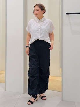「THE SHOP TK （ザ ショップ ティーケー ）の大人のためのドット柄 襟付きブラウス（シャツ/ブラウス、ベージュ系）」を使った、タナさん（レディース・155cm）の夏コーディネート