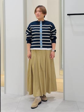 「THE SHOP TK （ザ ショップ ティーケー ）の【羽織るだけでこなれ感を演出】デニム切替カーディガン（カーディガン/ボレロ、ブルー系）」を使った、タナさん（レディース・155cm）の春コーディネート