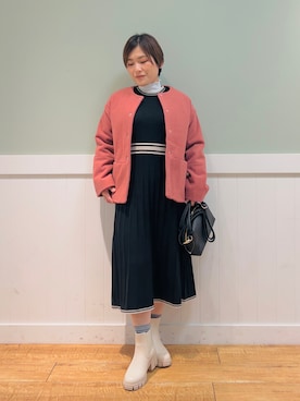 「アイテム（ノーカラーコート、ピンク系）」を使った、タナさん（レディース・155cm）の冬コーディネート