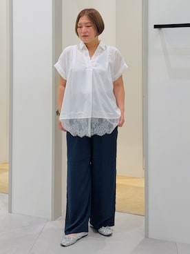 「THE SHOP TK （ザ ショップ ティーケー ）の【ひんやり/体型カバー】裾レース切り替え スキッパーシャツ（シャツ/ブラウス、ホワイト系）」を使った、タナさん（レディース・155cm）の夏コーディネート