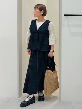 「アイテム（ベスト）」を使った、タナさん（レディース・155cm）の春コーディネート