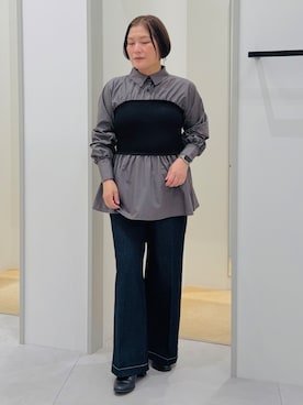 「THE SHOP TK （ザ ショップ ティーケー ）の1枚でレイヤードスタイルが完成 ビスチェドッキングシャツ（シャツ/ブラウス、グレー系）」を使った、タナさん（レディース・155cm）の秋コーディネート