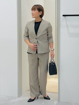 「アイテム（ノーカラージャケット）」を使った、タナさん（レディース・155cm）の夏コーディネート