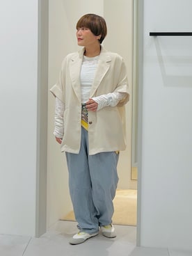 「アイテム（ストール/ショール）」を使った、タナさん（レディース・155cm）の秋コーディネート