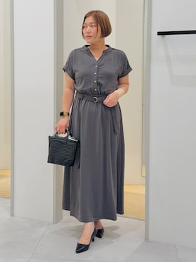 「THE SHOP TK （ザ ショップ ティーケー ）の【M-XL/ひんやり/遮熱】やみつきになる とろみスキッパーワンピース（ワンピース、ブラック系）」を使った、タナさん（レディース・155cm）の夏コーディネート