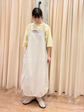 「オフホワイト」｜「アイテム（サンダル）」を使った、sakura✿さん（レディース・158cm）の春コーディネート