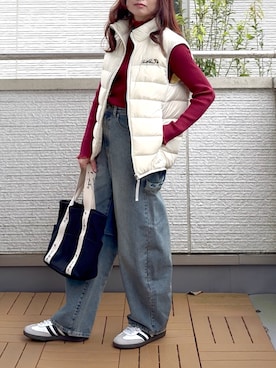 「アイテム（ダウンベスト）」を使った、Kay-teeeさん（レディース・150cm）の秋コーディネート