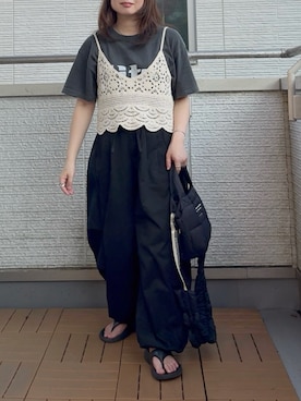 「Riberry（リベリー）のかぎ針編みキャミビスチェ（キャミソール、ホワイト系）」を使った、Kay-teeeさん（レディース・150cm）の夏コーディネート