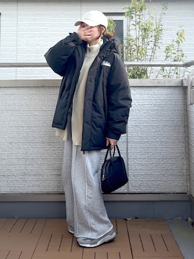 「アイテム（スウェットパンツ）」を使った、Kay-teeeさん（レディース・150cm）の冬コーディネート