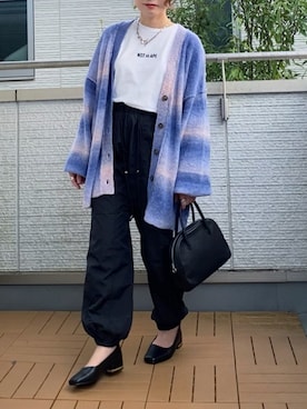 「グラデーションニット」｜「アイテム（Tシャツ/カットソー）」を使った、Kay-teeeさん（レディース・150cm）の秋コーディネート