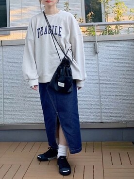 「DHOLIC（ディーホリック）のアイテム（デニムスカート）」を使った、Kay-teeeさん（レディース・150cm）の秋コーディネート