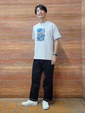 「TAKEO KIKUCHI（タケオキクチ）のモノクロタイルTシャツ（Tシャツ/カットソー、ベージュ系）」を使った、piroya619さん（メンズ）の夏コーディネート