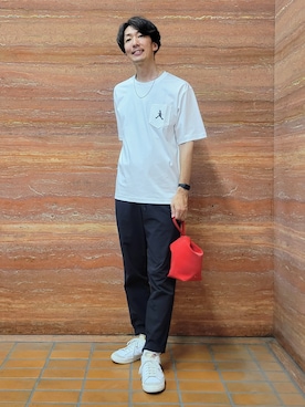 「TAKEO KIKUCHI（タケオキクチ）の【BOWLER HAT LABEL】アイスクリアコットンボーラーハットウォーカー 半袖ポケT（Tシャツ/カットソー、ホワイト系）」を使った、piroya619さん（メンズ）の夏コーディネート