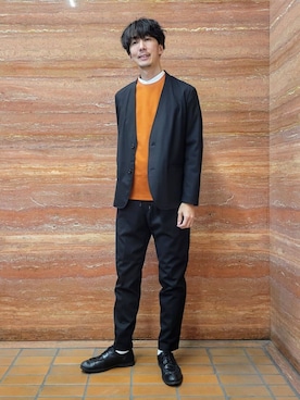 「TAKEO KIKUCHI（タケオキクチ）の【ON／OFF兼用】CARREMANファブリック ノーカラージャケット（ノーカラージャケット、ブラック系）」を使った、piroya619さん（メンズ）の冬コーディネート