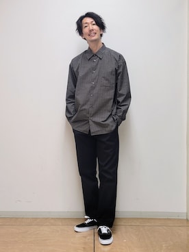 「TAKEO KIKUCHI（タケオキクチ）の【日本製/Sサイズ～】リラックスフィットシャツ（シャツ/ブラウス、ブラウン系）」を使った、piroya619さん（メンズ）の秋コーディネート
