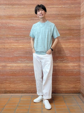「TAKEO KIKUCHI（タケオキクチ）の【徳島ニット】ニットＴシャツ（ニット/セーター、グリーン系）」を使った、piroya619さん（メンズ）の夏コーディネート
