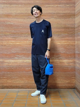 「TAKEO KIKUCHI（タケオキクチ）の【BOWLER HAT LABEL】アイスクリアコットンボーラーハットウォーカー 半袖ポケT（Tシャツ/カットソー、ブルー系）」を使った、piroya619さん（メンズ）の夏コーディネート