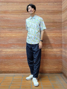 「TAKEO KIKUCHI（タケオキクチ）の【BOWLER HAT LABEL】ビリケンさんプリント 半袖シャツ（シャツ/ブラウス、ブルー系）」を使った、piroya619さん（メンズ）の夏コーディネート