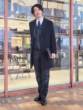 「アイテム（スーツベスト、グレー系）」を使った、piroya619さん（メンズ・182cm）の冬コーディネート