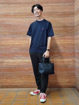 「TAKEO KIKUCHI（タケオキクチ）の【汗染み軽減】フェイクレイヤー ワンポイント プルオーバー（Tシャツ/カットソー、ブラック系）」を使った、piroya619さん（メンズ）の夏コーディネート